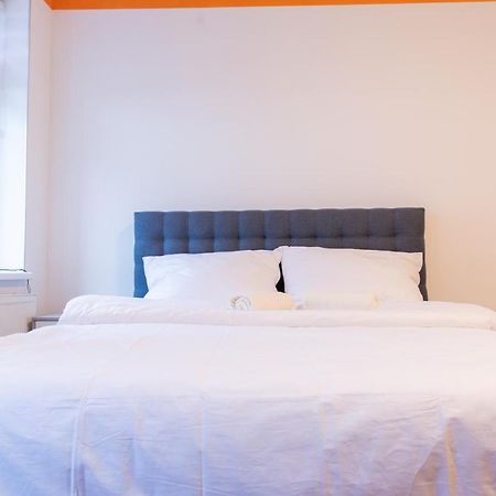 Tuan Long Apartments Яхимов Екстериор снимка